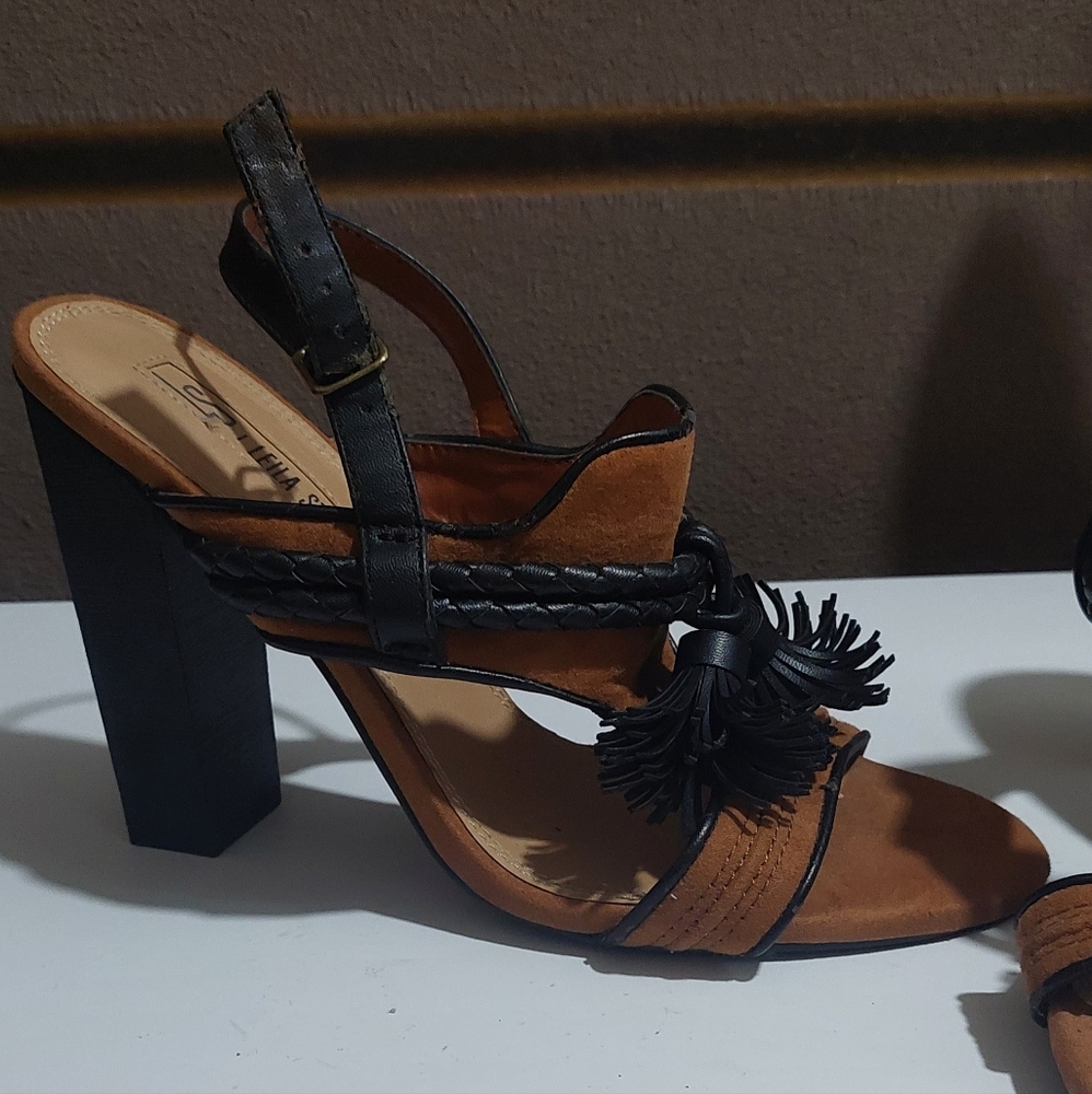 Leila Stone Sandals